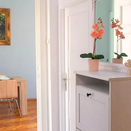 Apartman Retro Apartament *