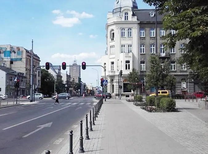 Retro Apartament 罗兹